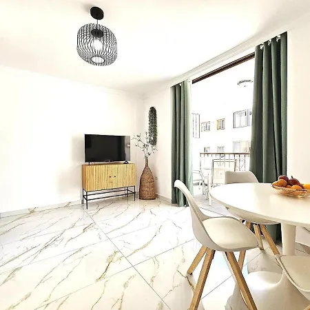 Apartment Ada's Nirvana, Heart Of Cristianos *